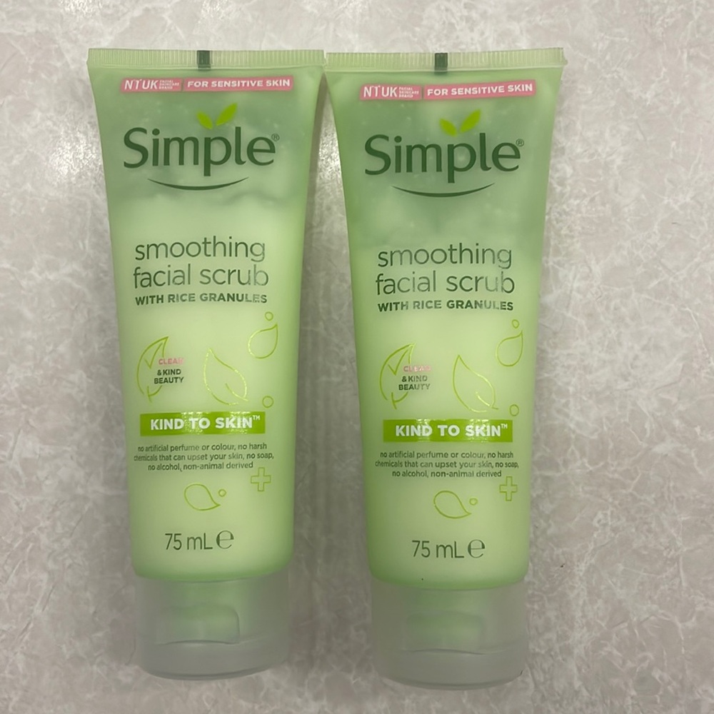 Simple Smoothing Facial Scrub✨